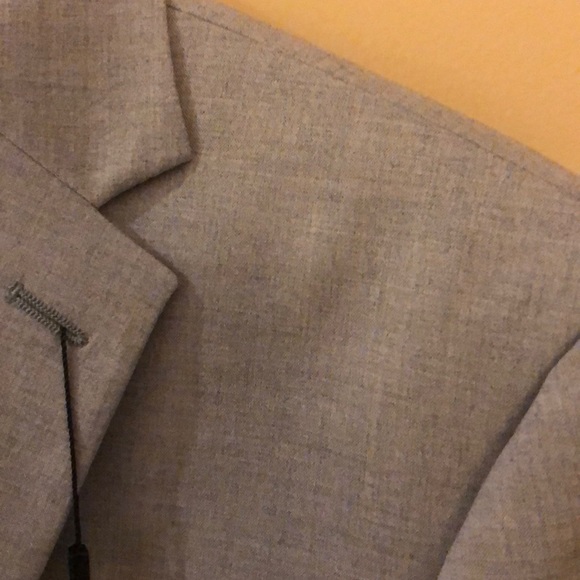 Brand New Suit Jacket. - Picture 6 of 6